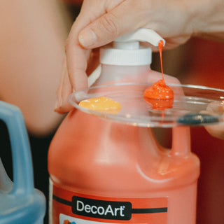 Pump Dispenser - DecoArt